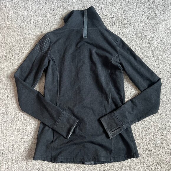 Kuhl Women’s Krush Jacket Sz XS Funnel Neck Charcoal Outdoors Hiking GUC - Picture 10 of 11